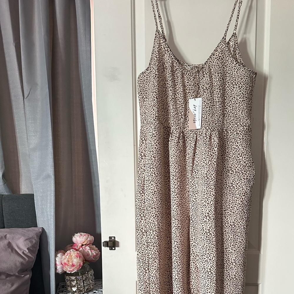 Wide leg jumpsuit M